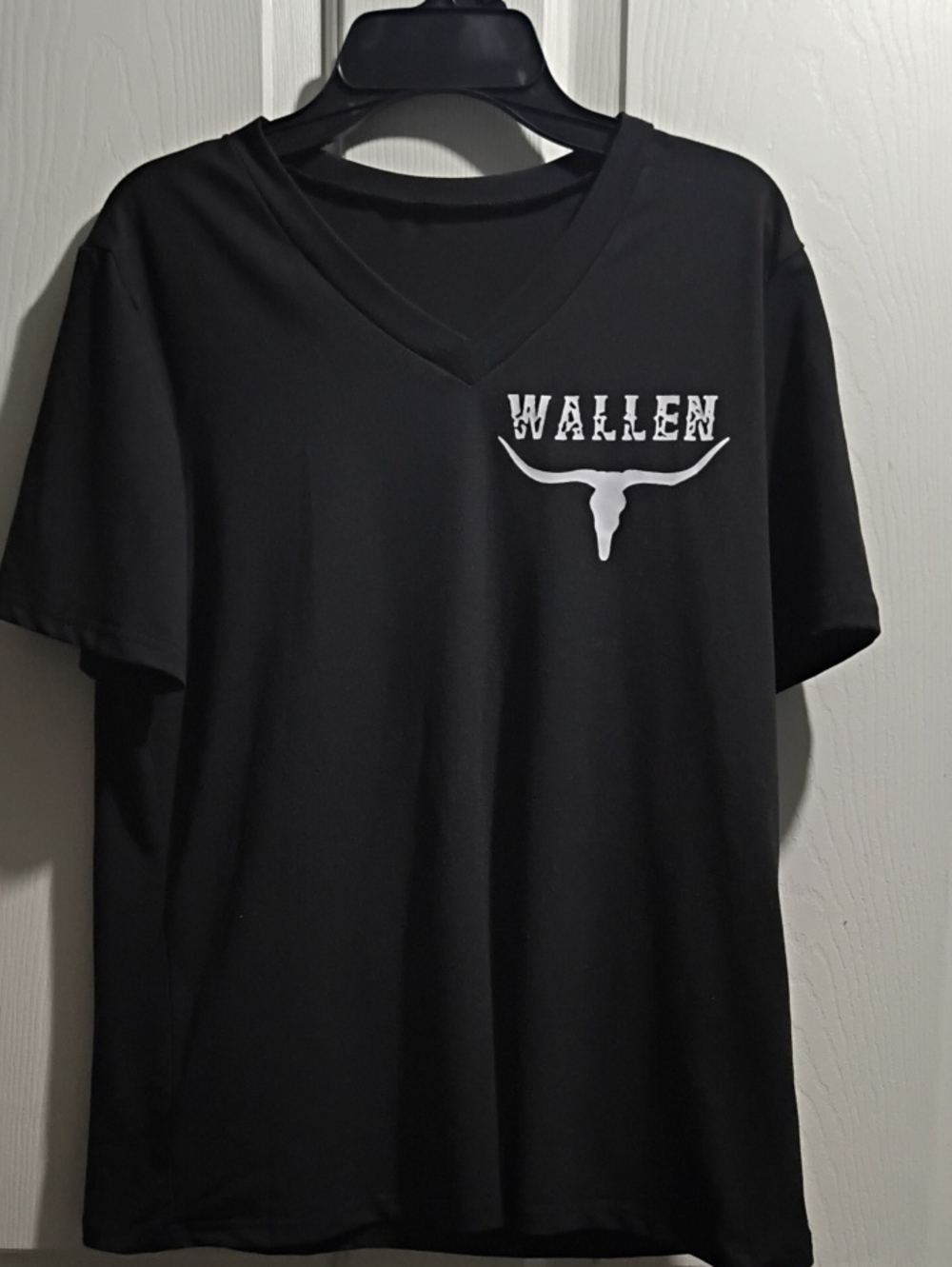 Women's Black V-Neck Short Sleeve Tee
